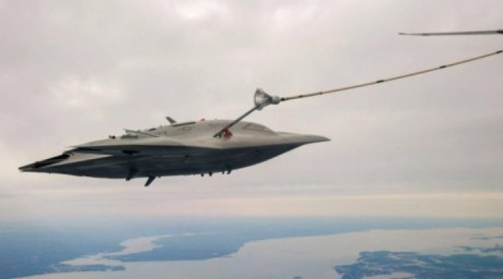 USA: Bezzałogowiec X-47B tankuje także w locie